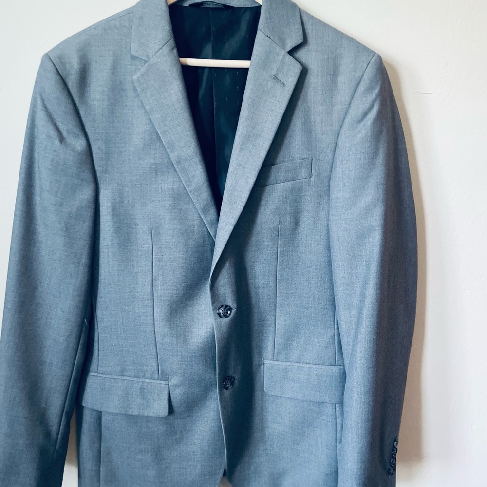 Elegant Men's Gray sports coat